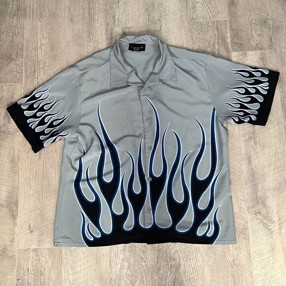 Y2K Style No Boundaries Short Sleeve Button Down - Picture 1 of 3